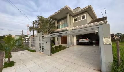 Linda casa no bairro Moinhos de vento em canoas RS.