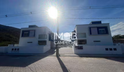 Casas 3 Dormitórios no Ribeirão da Ilha, Florianópolis - SC