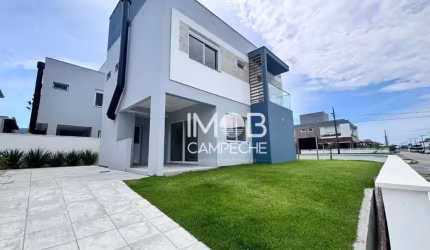 Casa com 3Quartos à venda, 140 m² por R$ 1.590.000 - Campeche - Florianópolis/SC