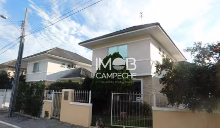 Casa com 3 quartos - Campeche - Florianópolis/SC