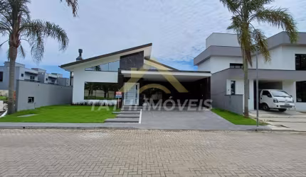 Casa para Venda em Florianópolis, Ingleses do Rio Vermelho, 3 dormitórios, 3 suítes, 4 banheiros, 2 vagas