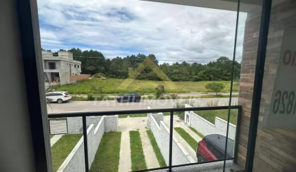 Casa para Venda em Florianópolis, São João do Rio Vermelho, 2 dormitórios, 2 suítes, 3 banheiros, 1 vaga