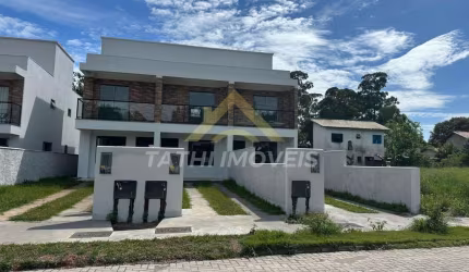 Casa para Venda em Florianópolis, São João do Rio Vermelho, 2 dormitórios, 2 suítes, 3 banheiros, 1 vaga