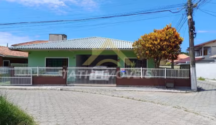 Casa para Venda em Florianópolis, Ingleses do Rio Vermelho, 4 dormitórios, 1 suíte, 2 banheiros, 2 vagas