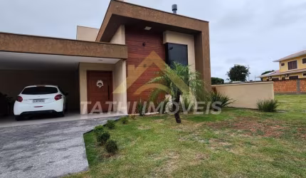 Casa para Venda em Florianópolis, São João do Rio Vermelho, 3 dormitórios, 1 suíte, 3 banheiros, 2 vagas