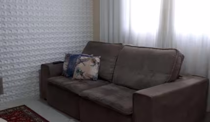 VENDO Casa condomínio 03 quartos - Parque dos Ipês