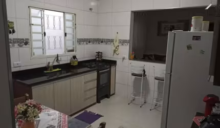 Casa à venda em Jacareí, Cidade Salvador - 52.68m² - Sala de estar, Cozinha, Banheiro auxiliar