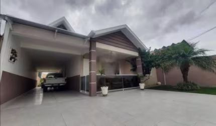 Casa com 4 quartos à venda na Rua Antônio de Castro Alves, Vargem Grande, Pinhais por R$ 1.250.000