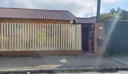 Casa com 1 quarto para alugar na Rua Prudente de Moraes, 61, Jardim Amélia, Pinhais por R$ 900