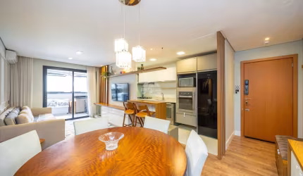 APARTAMENTO SOFISTICADO NO ÁGUA VERDE – 3 DORMITÓRIOS, SACADA COM CHURRASQUEIRA E ACABAMENTOS DE ALTO PADRÃO