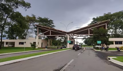 Condomínio Portal do Sol Garden Lote à Venda, 420 por R$ 620.000 no setor Residencial Goiânia Golfe Clube ST4876