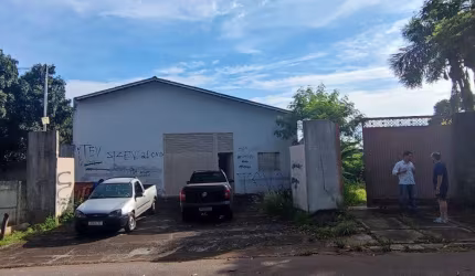 GALPÃO NA VILA JARDIM VITÓRIA Galpão / Depósito à Venda, 350 por R$ 800.000 no setor Jardim Vitória AD9029
