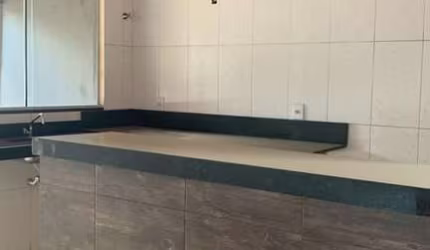 CASA TÉRREA EM TRINDADE Casa de Rua com 3 Quarto(s) e 2 banheiro(s) à Venda, 168 por R$ 480.000 no setor Jardim Novo Horizonte AX9974