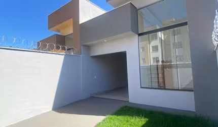 Casa 3Q Próximo Vila Brasília Casa de Rua com 3 Quarto(s) e 2 banheiro(s) à Venda, 116 por R$ 400.000 no setor Vila Maria TA12230