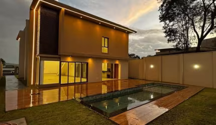 Casa no Portal do Sol Garden Sobrado com 4 Quarto(s) e 6 banheiro(s) à Venda, 351 por R$ 2.980.000 no setor Fazenda Gameleira AD12582
