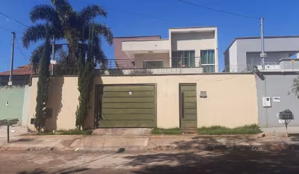 Sobrado jardim petropolis Sobrado com 3 Quarto(s) e 2 banheiro(s) à Venda, 204.46 por R$ 800.000 no setor Jardim Petrópolis AD13264