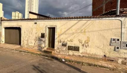 CASA Casa de Rua com 3 Quarto(s) e 1 banheiro(s) à Venda, 600 por R$ 750.000 no setor Setor Pedro Ludovico AD16136