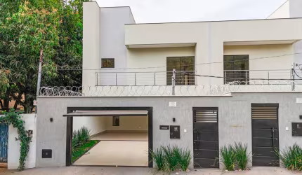 Sobrado Jardim Europa - 4 suítes  Casa de Rua com 3 Quarto(s) e 5 banheiro(s) à Venda, 244 por R$ 1.190.000 no setor Jardim Europa FL17014