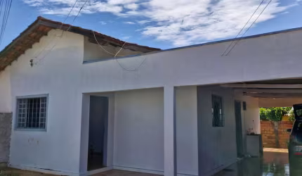 Casa Vila Mariana Casa de Rua com 3 Quarto(s) e 1 banheiro(s) à Venda, 72 por R$ 450.000 no setor Vila Mariana AD17156