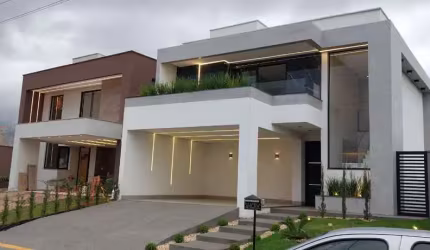 Sobrado Jardins Capri  Casa em Condomínio com 3 Quarto(s) e 5 banheiro(s) à Venda, 216 por R$ 1.250.000 no setor Centro IN17686