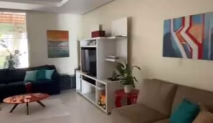 Casa 3/4 sendo 2 suítes  1 piscina área gourmet sala de estar em L  Casa de Rua com 3 Quarto(s) e 3 banheiro(s) à Venda, 268.5 por R$ 750.000 no setor Jardim Mariliza TA17933