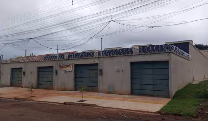 Casa no Parque Industrial João Braz  Casa de Rua com 2 Quarto(s) e 2 banheiro(s) à Venda, 125 por R$ 280.000 no setor Parque Oeste Industrial AD18461