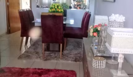 Vendo Casa no Residencial Itaipú Casa de Rua com 2 Quarto(s) e 2 banheiro(s) à Venda, 120 por R$ 340.000 no setor Residencial Itaipu VN18737