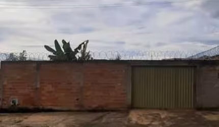 Lote murado com consertina  Lote à Venda, 250 por R$ 140.000 no setor Residencial Prado TA19289