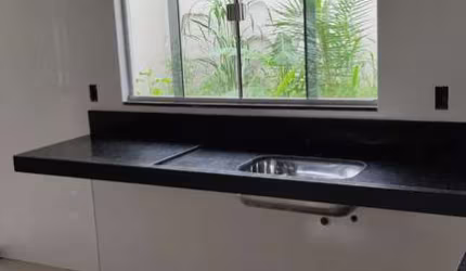 Casa 3 quartos no Residencial Itaipu Casa de Rua com 3 Quarto(s) e 1 banheiro(s) à Venda, 100 por R$ 330.000 no setor Residencial Itaipu TA20182