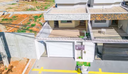 CASA 3 SUÍTES NO FAIÇALVILLE Casa de Rua com 3 Quarto(s) e 3 banheiro(s) à Venda, 140 por R$ 630.000 no setor Setor Faiçalville TA21315