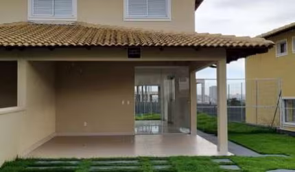 Sobrado de alto padrão em condomínio fechado.  Casa em Condomínio com 3 Quarto(s) e 1 banheiro(s) à Venda, 123.55 por R$ 770.000 no setor Zona Industrial Pedro Abraao IN21391