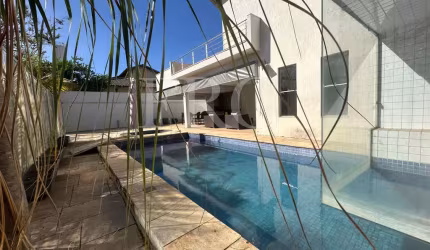 Sobrado Jardins Lisboa  Casa em Condomínio com 4 Quarto(s) e 5 banheiro(s) à Venda, 320 por R$ 2.200.000 no setor Jardins Lisboa AD21551