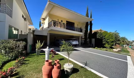 SOBRADO GRANVILLE Casa em Condomínio com 4 Quarto(s) e 6 banheiro(s) à Venda, 500 por R$ 3.000.000 no setor Residencial Granville AD21734