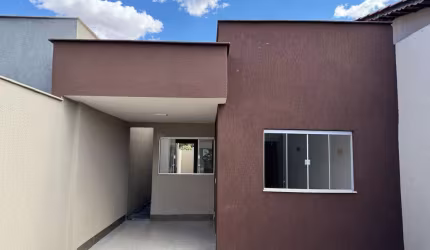 Casa de rua 2Q sendo 1suíte, prox Campus  II UFG Casa de Rua com 2 Quarto(s) e 2 banheiro(s) à Venda, 72.75 por R$ 320.000 no setor Vila Atalaia AD22932