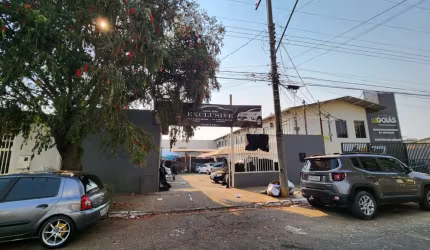 Área comercial Setor Aeroporto Casa de Rua com 2 Quarto(s) e 2 banheiro(s) à Venda, 514.8 por R$ 700.000 no setor Setor Aeroporto AD23311