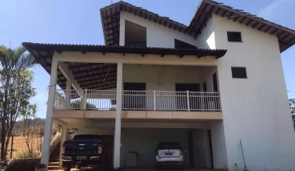 Sobrado com vista para o lago em Palmeiras de Goiás Chácara à Venda, 240 por R$ 850.000 FL23576