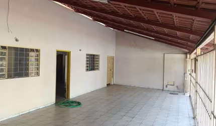 Casa no Morada Nova (Cidade Jardim) Casa de Rua com 4 Quarto(s) e 2 banheiro(s) à Venda, 275 por R$ 500.000 no setor Conjunto Morada Nova AD23977