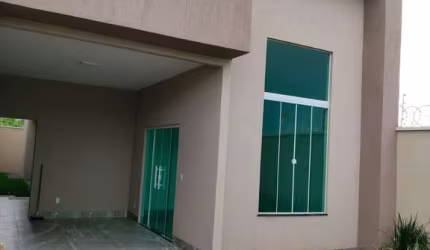 Vendo Casa de 3 Quartos no Jardim Petrópolis, Goiânia Casa de Rua com 3 Quarto(s) e 2 banheiro(s) à Venda, 111 por R$ 370.000 no setor Jardim Petropolis VN24233