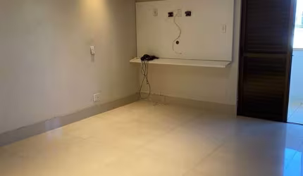 Bueno  Sobrado com 4 Quarto(s) e 3 banheiro(s) à Venda, 230 por R$ 850.000 no setor Setor Bueno AD24241