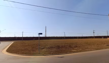 Lote Parma Lote à Venda, 444.28 por R$ 420.000 no setor Jardins Parma AD24658