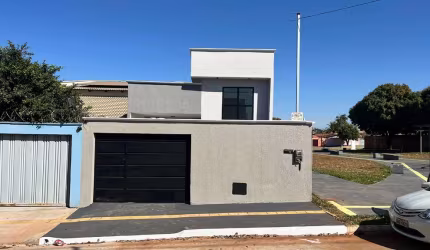 Casa - Jardim Buriti Sereno, Aparecida de Goiânia Casa de Rua com 2 Quarto(s) e 2 banheiro(s) à Venda, 100 por R$ 380.000 no setor Jardim Buriti Sereno AX24705