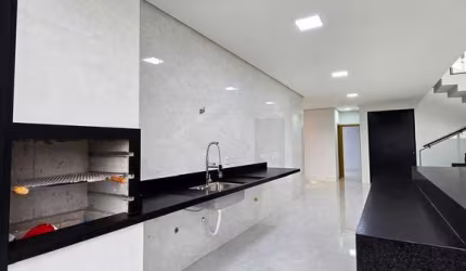 SOBRADO NO JARDINS PARMA - 3 SUÍTES - PISCINA Casa em Condomínio com 3 Quarto(s) e 4 banheiro(s) à Venda, 205 por R$ 1.450.000 no setor Jardins Parma AD24753