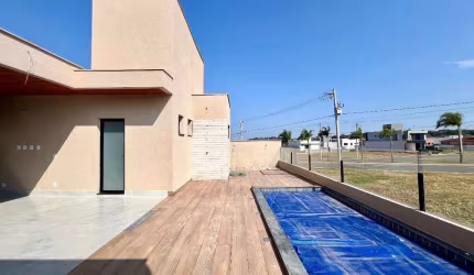 CASA TÉRREA JARDINS CAPRI Casa em Condomínio com 4 Quarto(s) e 4 banheiro(s) à Venda, 220 por R$ 1.790.000 no setor Jardins Capri FL24777