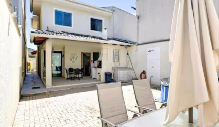 SOBRADO NO JARDIM ATLÂNTICO  Casa de Rua com 3 Quarto(s) e 2 banheiro(s) à Venda, 150 por R$ 840.000 no setor Jardim Atlântico IN24818