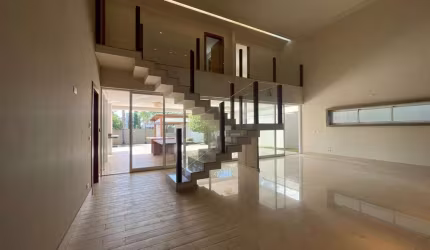 Sobrado no Jardins Milão  Casa em Condomínio com 4 Quarto(s) e 7 banheiro(s) à Venda, 400 por R$ 3.650.000 no setor Jardins Milão TA25069