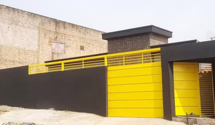 CASA TERREA GARAVELO Casa de Rua com 3 Quarto(s) e 2 banheiro(s) à Venda, 104.39 por R$ 400.000 no setor Setor Garavelo Residencial Park AD25273
