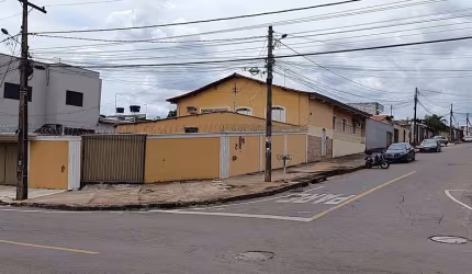 Vendo Sobrado de 5 Quartos Sozinho no Lote no Papillon Park Casa de Rua com 5 Quarto(s) e 3 banheiro(s) à Venda, 266.94 por R$ 1.100.000 no setor Papillon Park- complemento VN25416