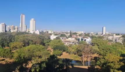 Lindo apartamento clássico do setor oeste totalmente modernizado com vista para o Lago das Rosas !!! Apartamento com 4 Quarto(s) e 5 banheiro(s) à Venda, 170 por R$ 995.000 no setor Setor Oeste AU2555