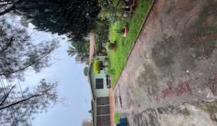 casa jardim goias Casa de Rua com 5 Quarto(s) e 2 banheiro(s) à Venda, 400 por R$ 1.400.000 no setor Jardim Goiás AD25637