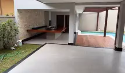 Sobrado Portal do Sol 1  Casa em Condomínio com 4 Quarto(s) e 5 banheiro(s) à Venda, 368 por R$ 2.649.000 no setor Loteamento Portal do Sol I IN25680